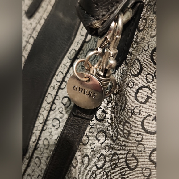 GUESS Handbag Large Dome Purse - Picture 3 of 8